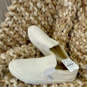 Jcrew cream color loafers NWT